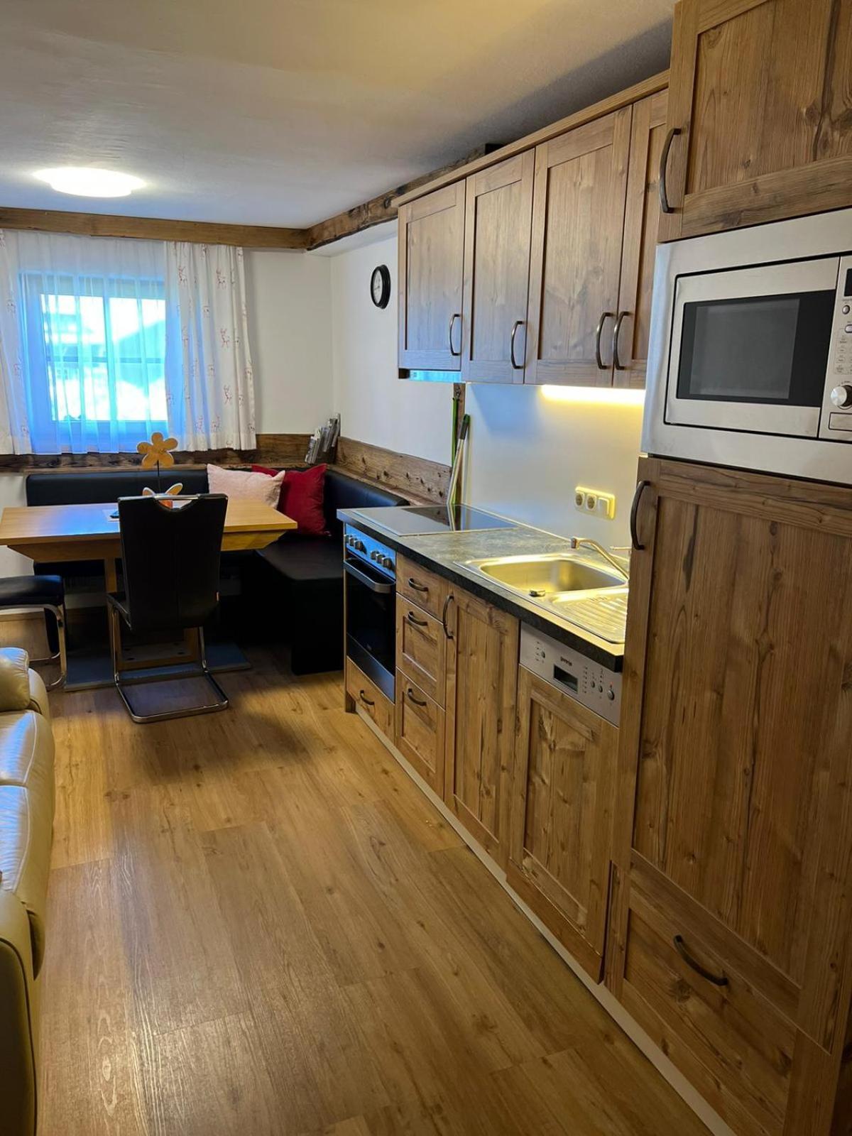 Unterlettlhof Apartment Saalfelden ภายนอก รูปภาพ